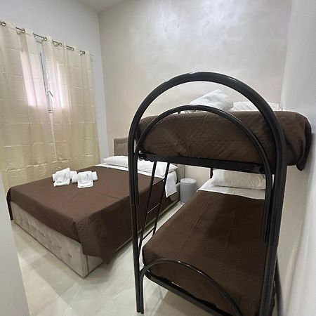 Luxury Rooms Carbonara 95 Nápoly Kültér fotó