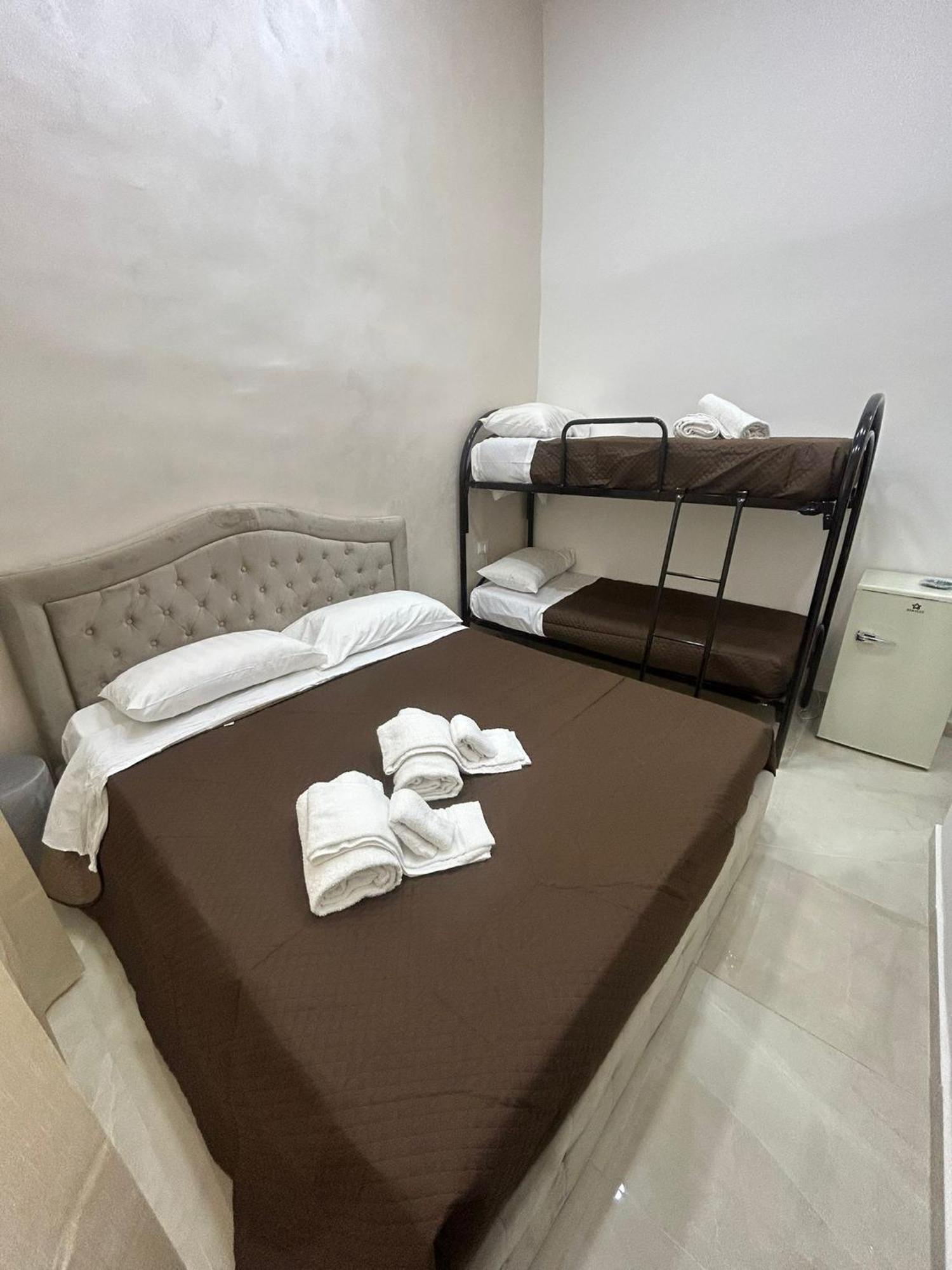 Luxury Rooms Carbonara 95 Nápoly Kültér fotó